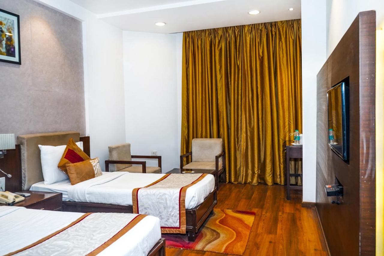 Hotel Gwalior Regency Exterior foto