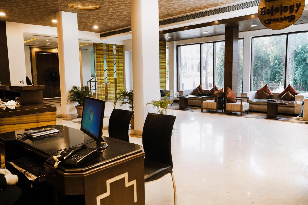 Hotel Gwalior Regency Exterior foto