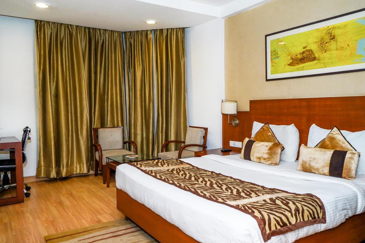 Hotel Gwalior Regency Exterior foto