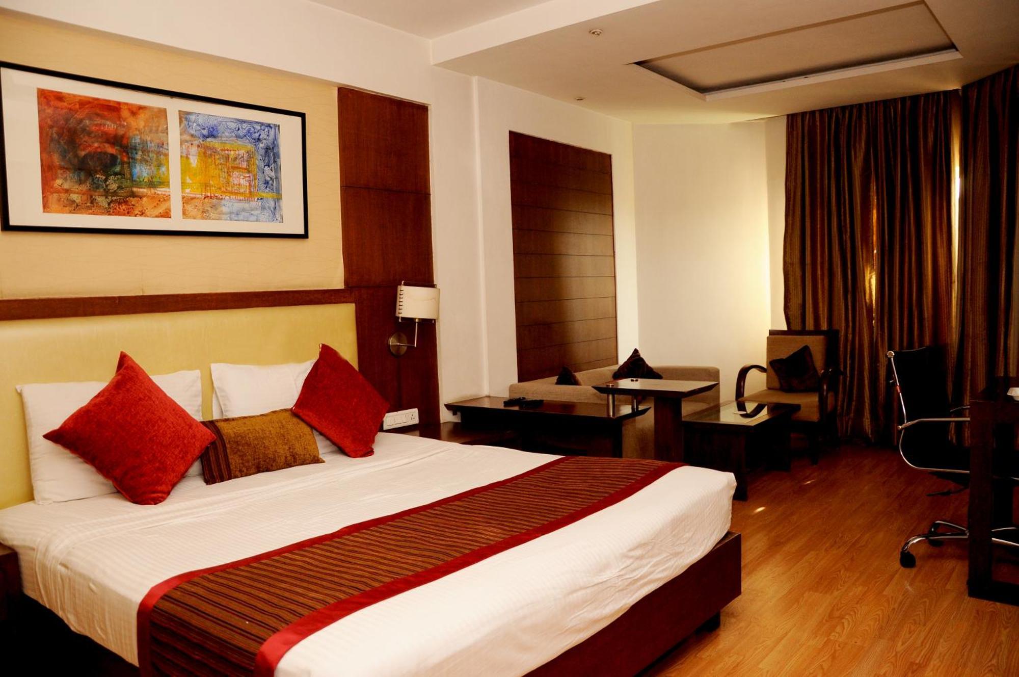 Hotel Gwalior Regency Exterior foto