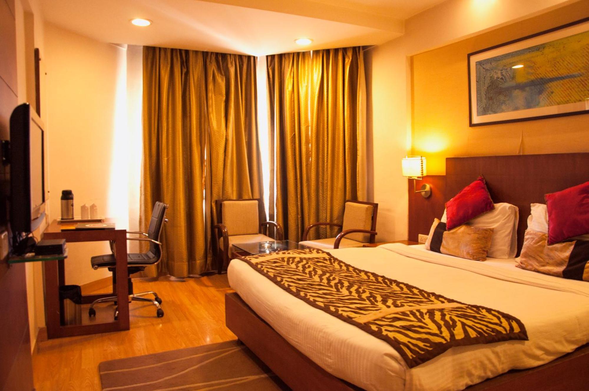 Hotel Gwalior Regency Exterior foto