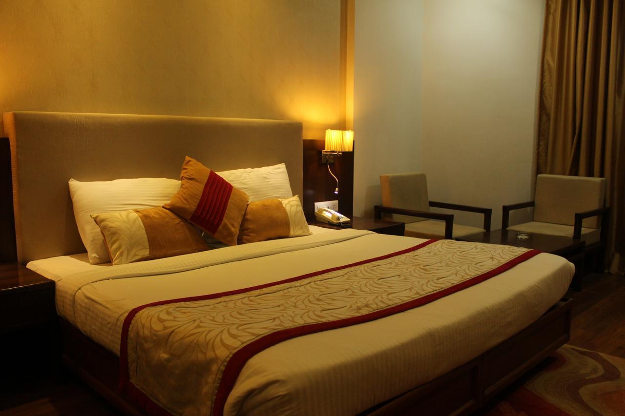 Hotel Gwalior Regency Exterior foto
