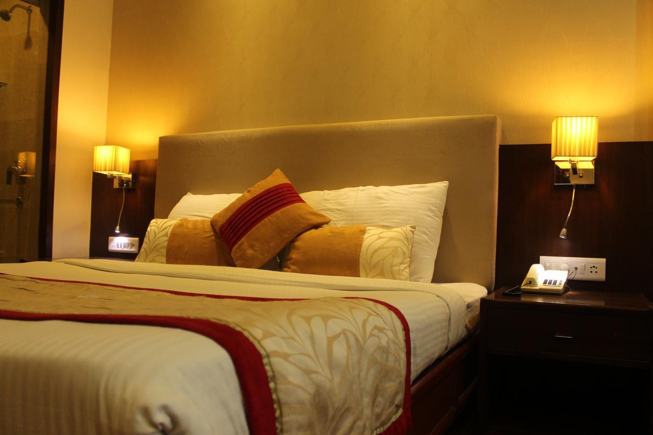 Hotel Gwalior Regency Exterior foto