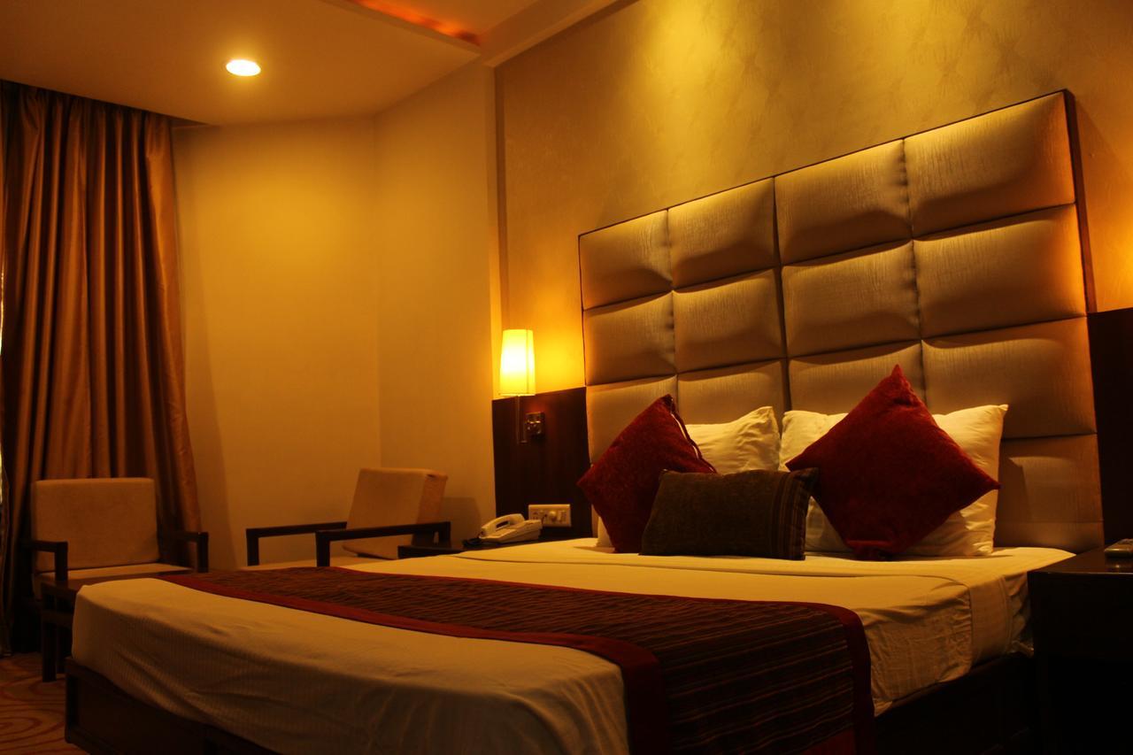 Hotel Gwalior Regency Exterior foto