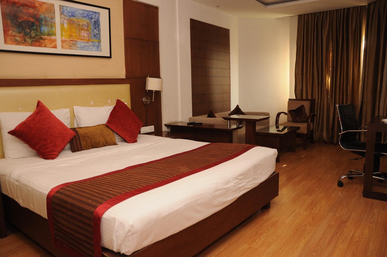 Hotel Gwalior Regency Exterior foto